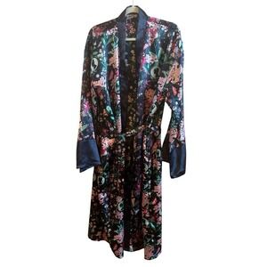 Bridgerton Netflix Target Woman's Satin Tie Robe Medium/Large Lady Whistledown